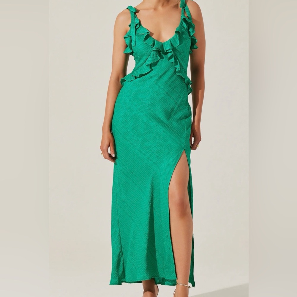 ASTR the Label Sorbae Green Ruffle Slit Midi Dress | Medium